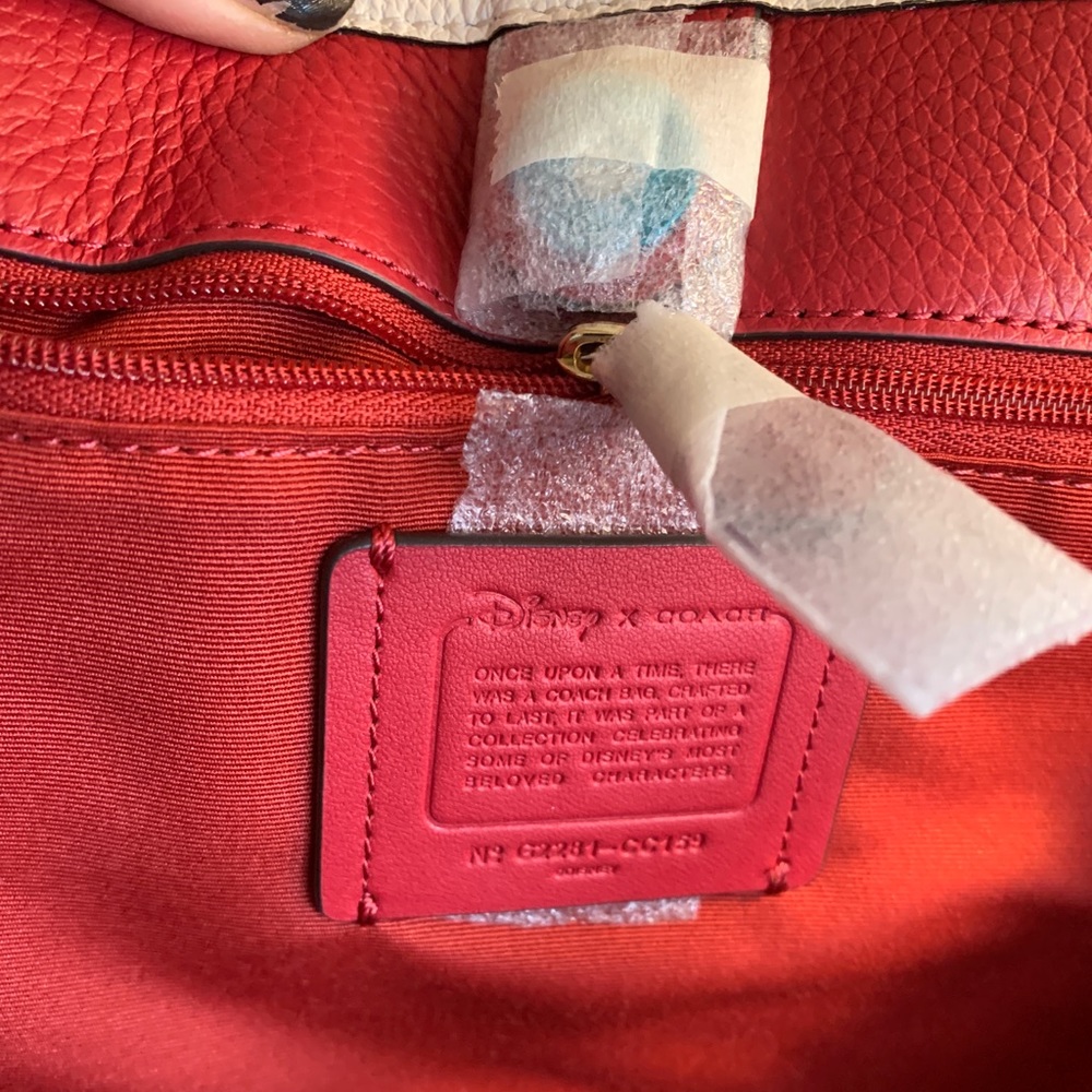 RARE🔥Authentic COACH leather/signature coated canvas Cruella snap magnet tote - Picture 8 of 11